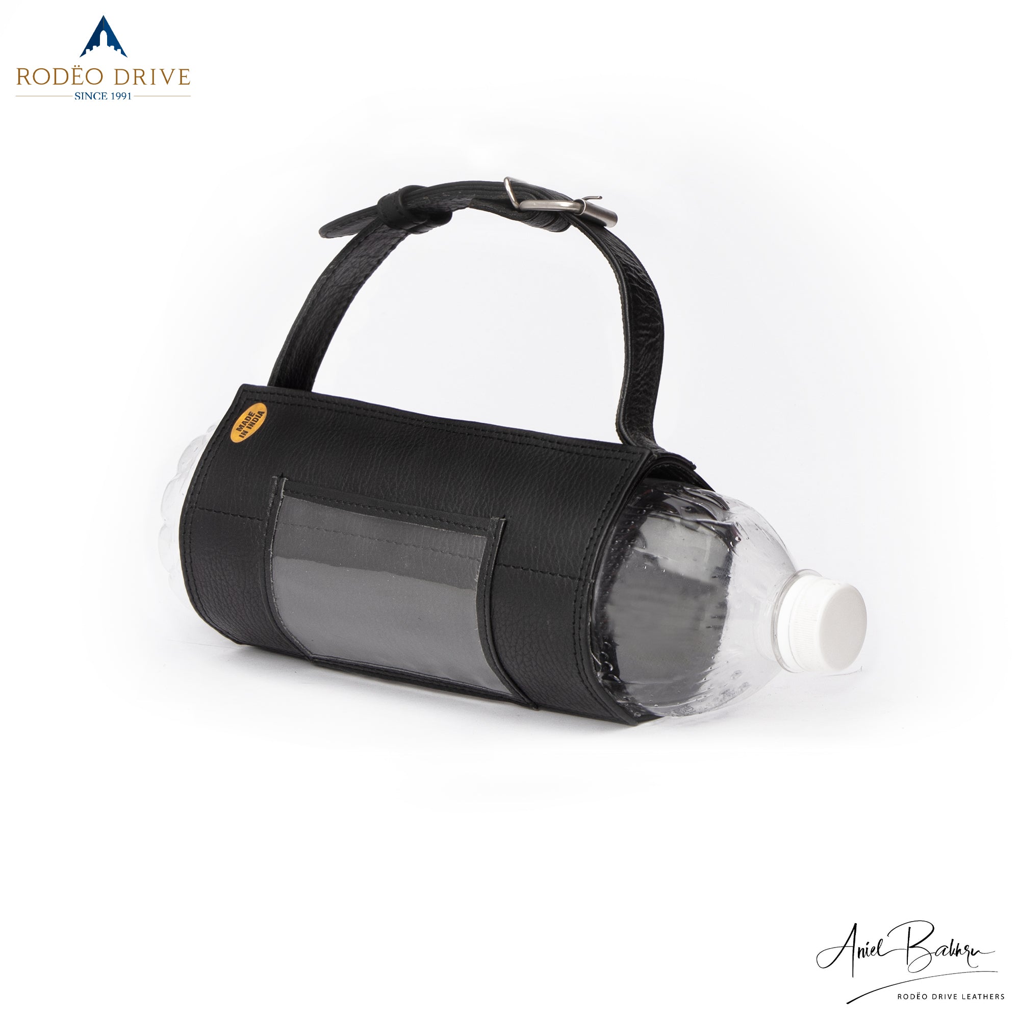 Front view of INTELLIGENT WATER BOTTLE HOLDER
