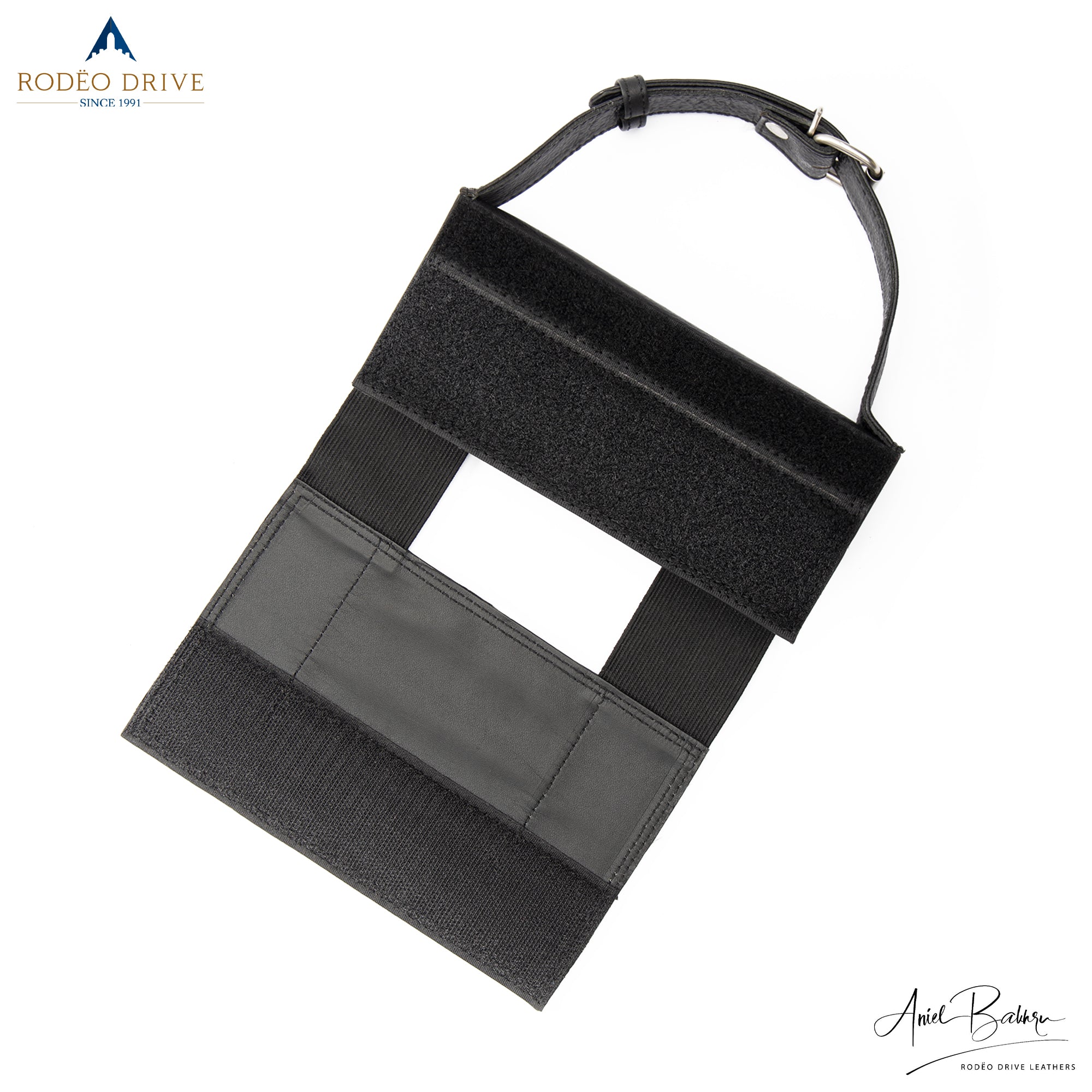 Tilted image of INTELLIGENT WATER BOTTLE HOLDER