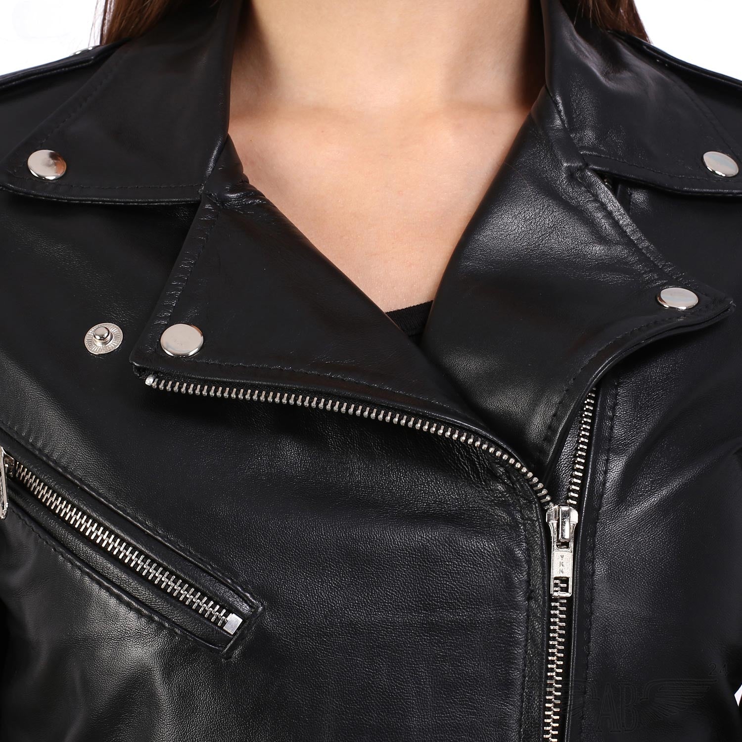Close neck image  of GREASE PERFECTO BIKER JACKET WOMENS is  displayed.